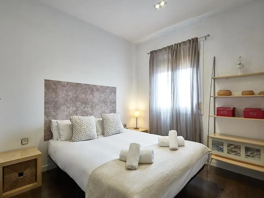 Bed&Bcn Arquimedes Barcelona Apartment